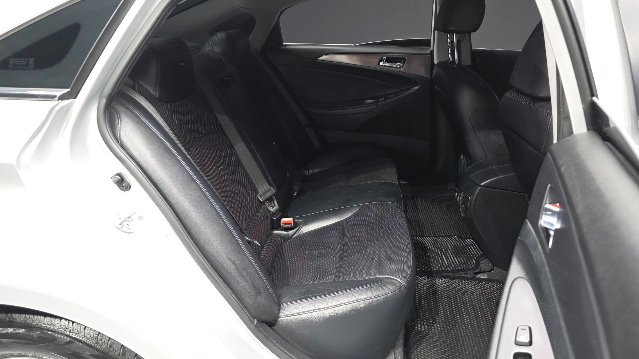 Hyundai Sonata Hybrid, 2013 — фото 12