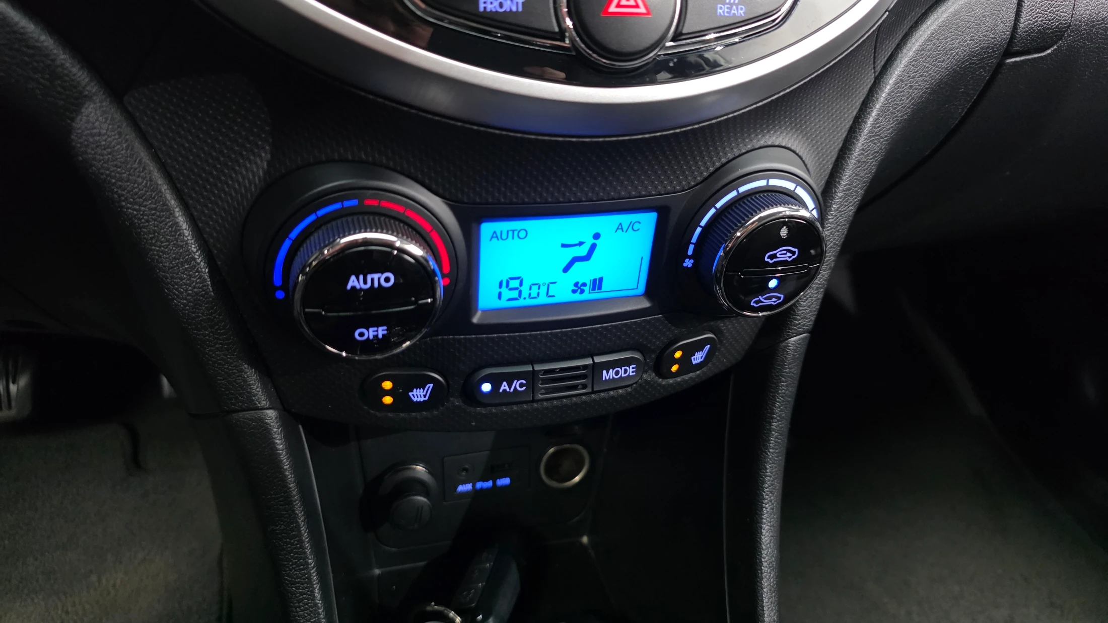 Hyundai Accent, 2012 — фото 16