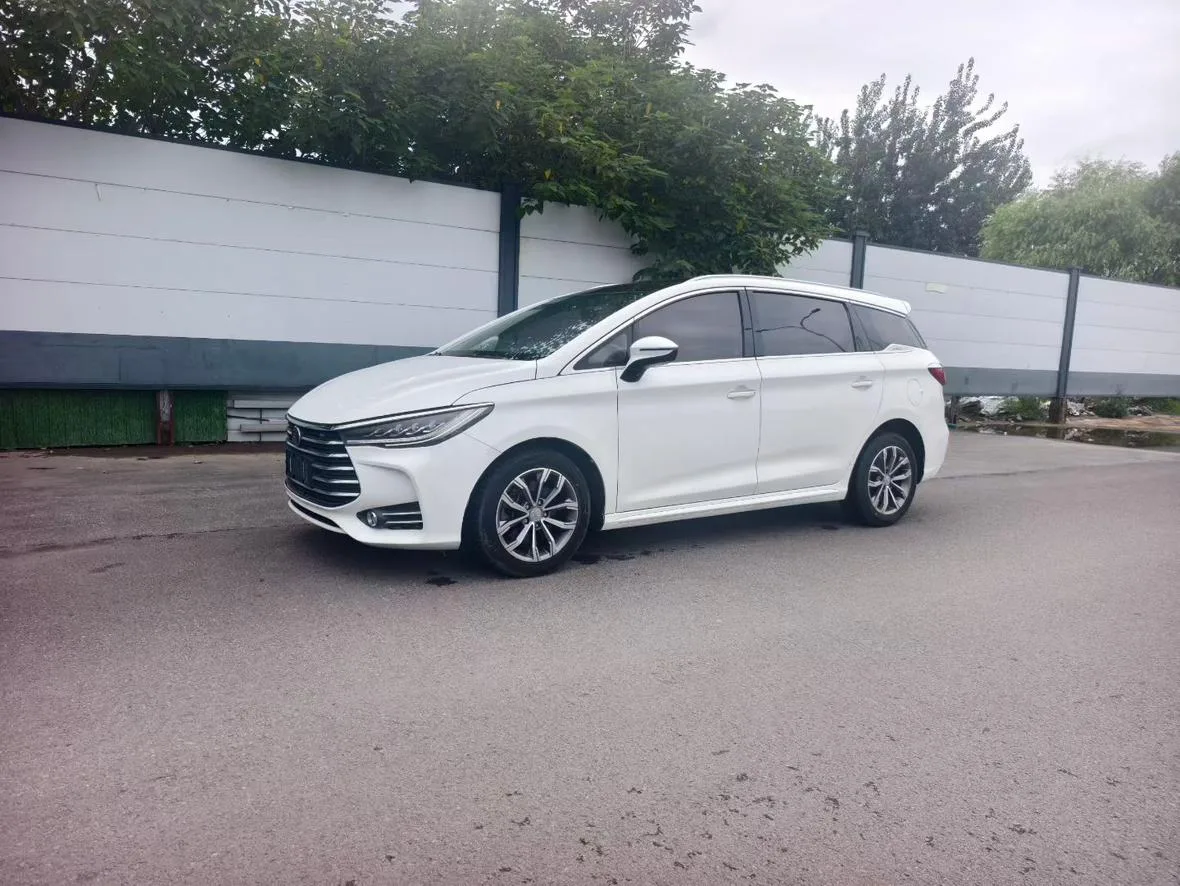 BYD Song MAX