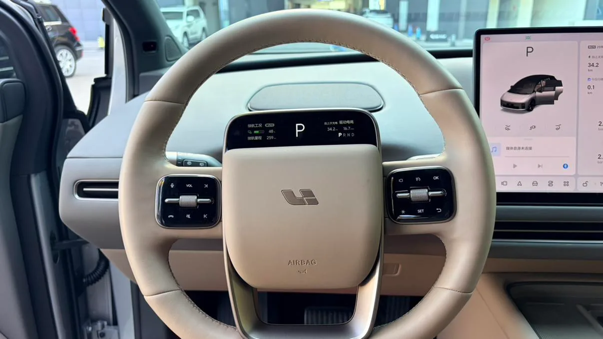 Li Auto ideal i6, 2025 — фото 12