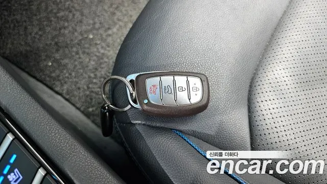 Hyundai Ioniq Ionic Hybrid, 2016 — фото 35
