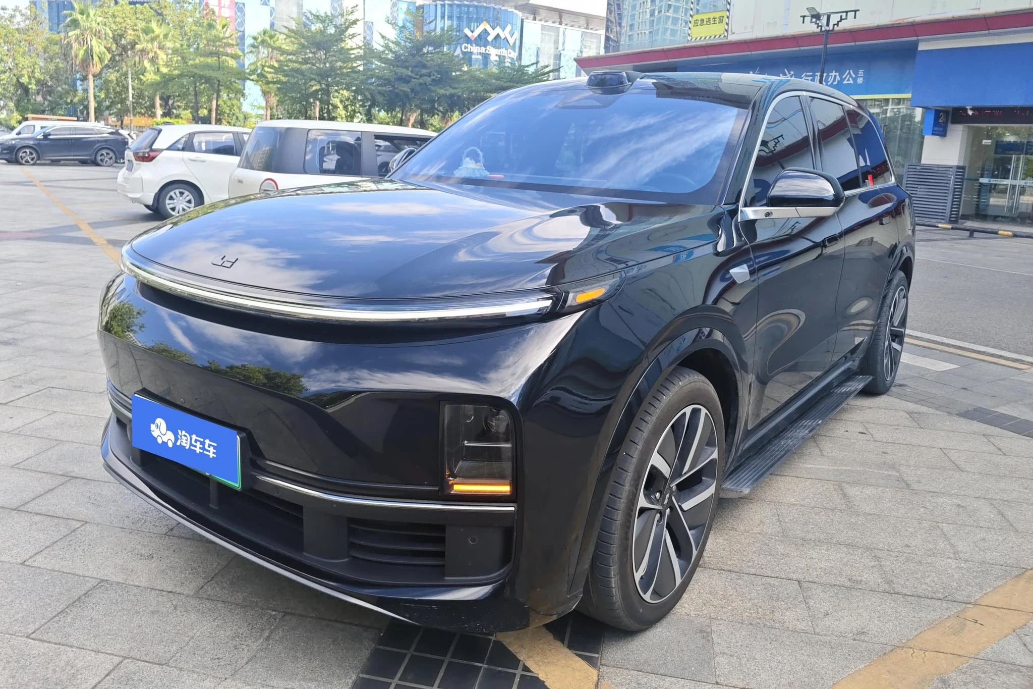 Li Auto Ideal L9