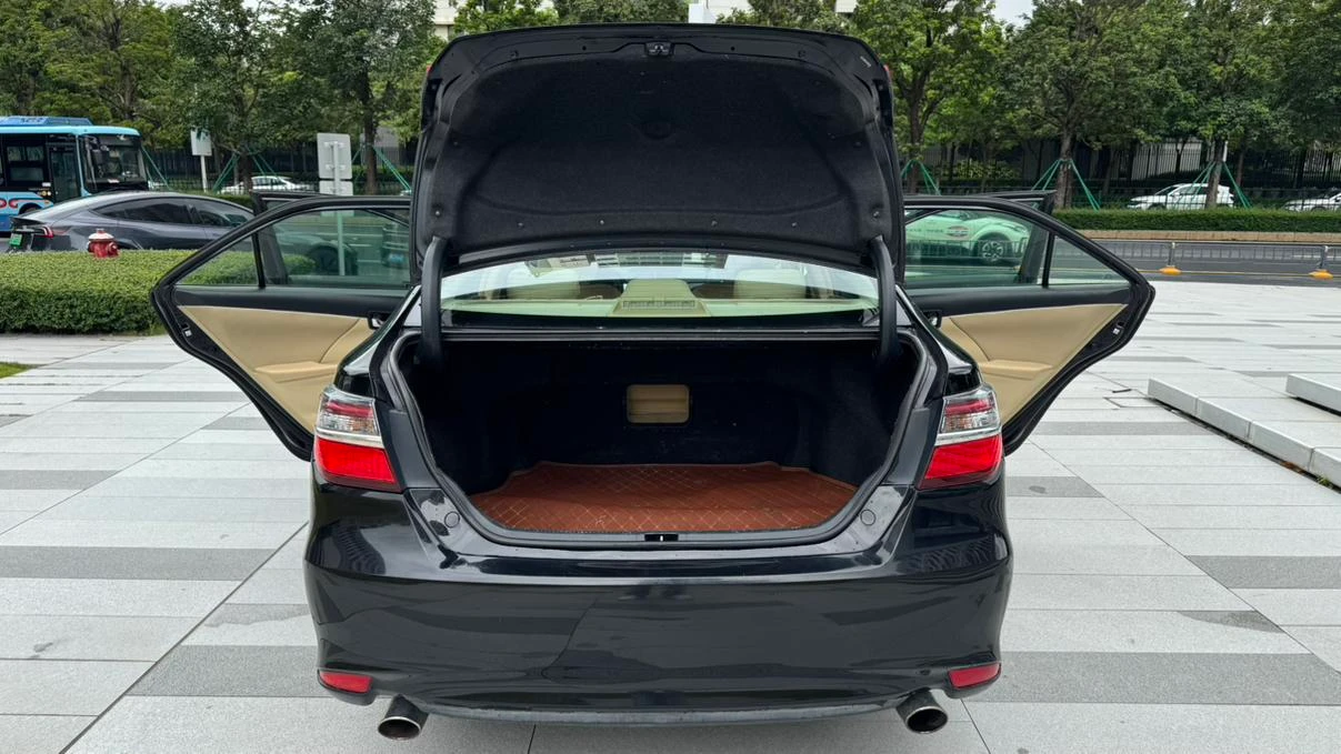 Toyota Camry, 2015 — фото 17
