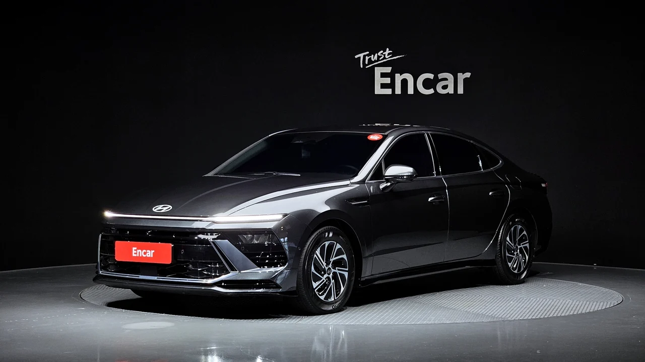 Hyundai Sonata De Edge Hybrid (DN8)