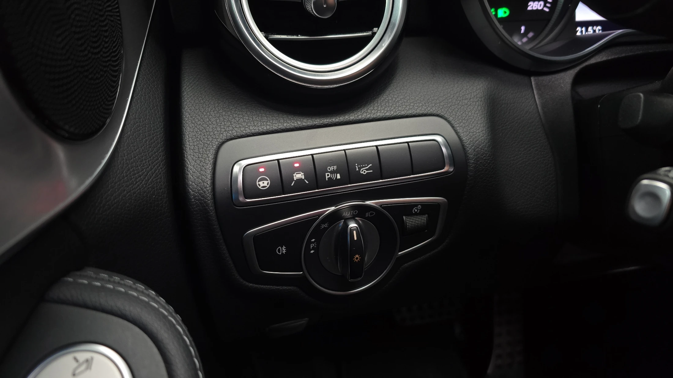 Mercedes-Benz C-Class W205, 2018 — фото 17