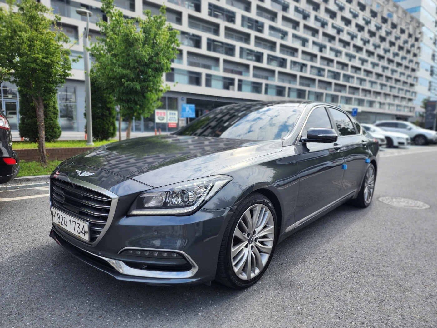 Genesis G80