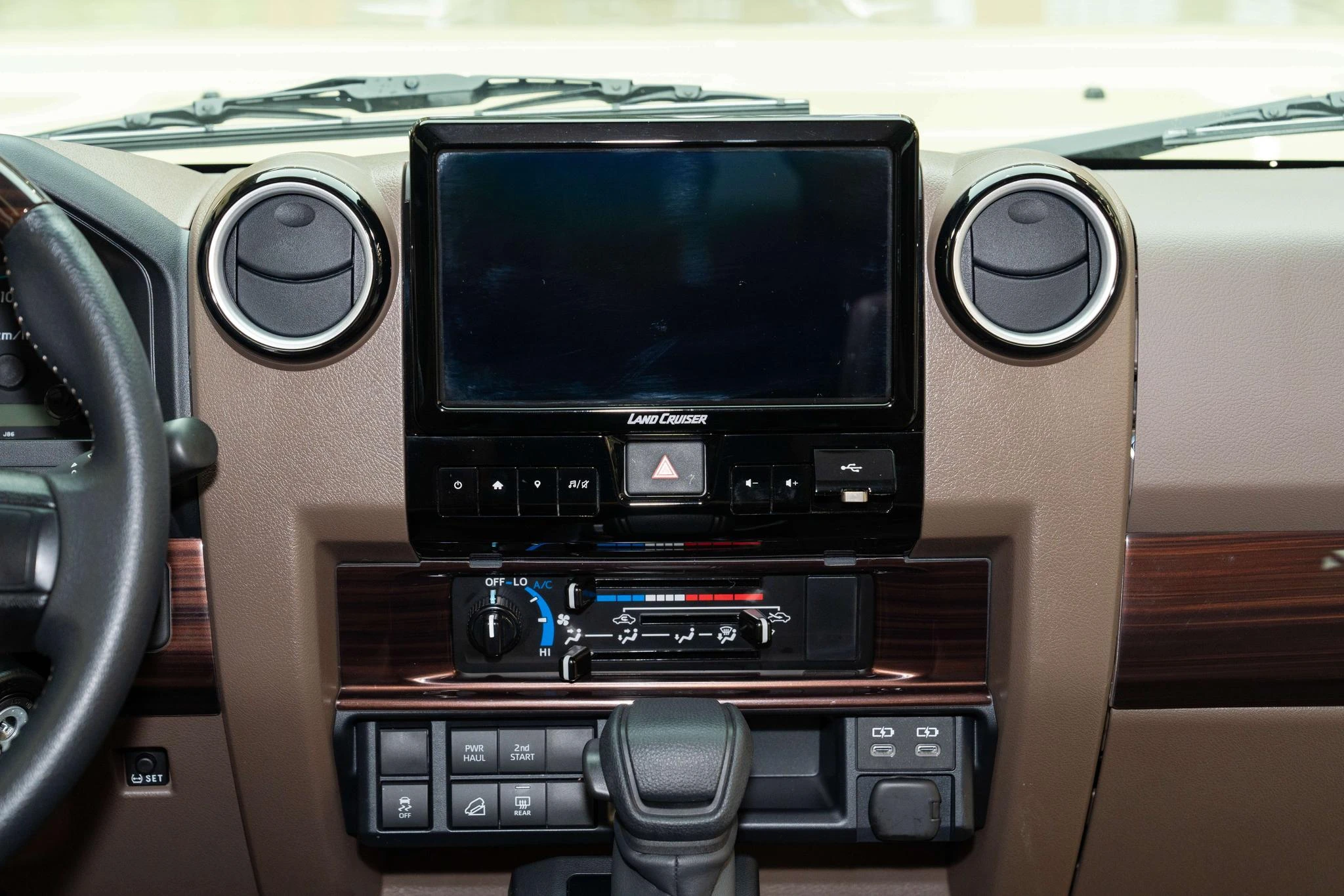Toyota Land Cruiser 70 Series, 2025 — фото 13