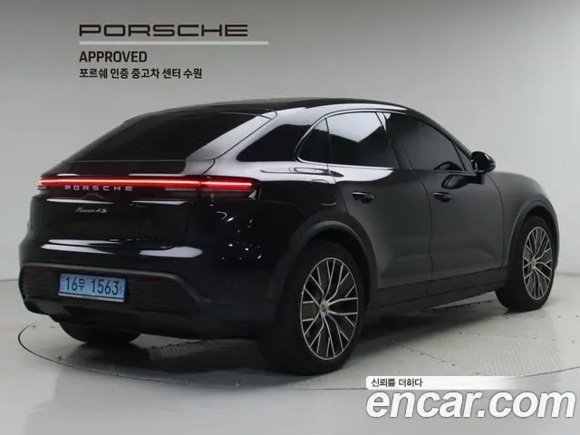 Porsche Macan EV, 2025 — фото 2