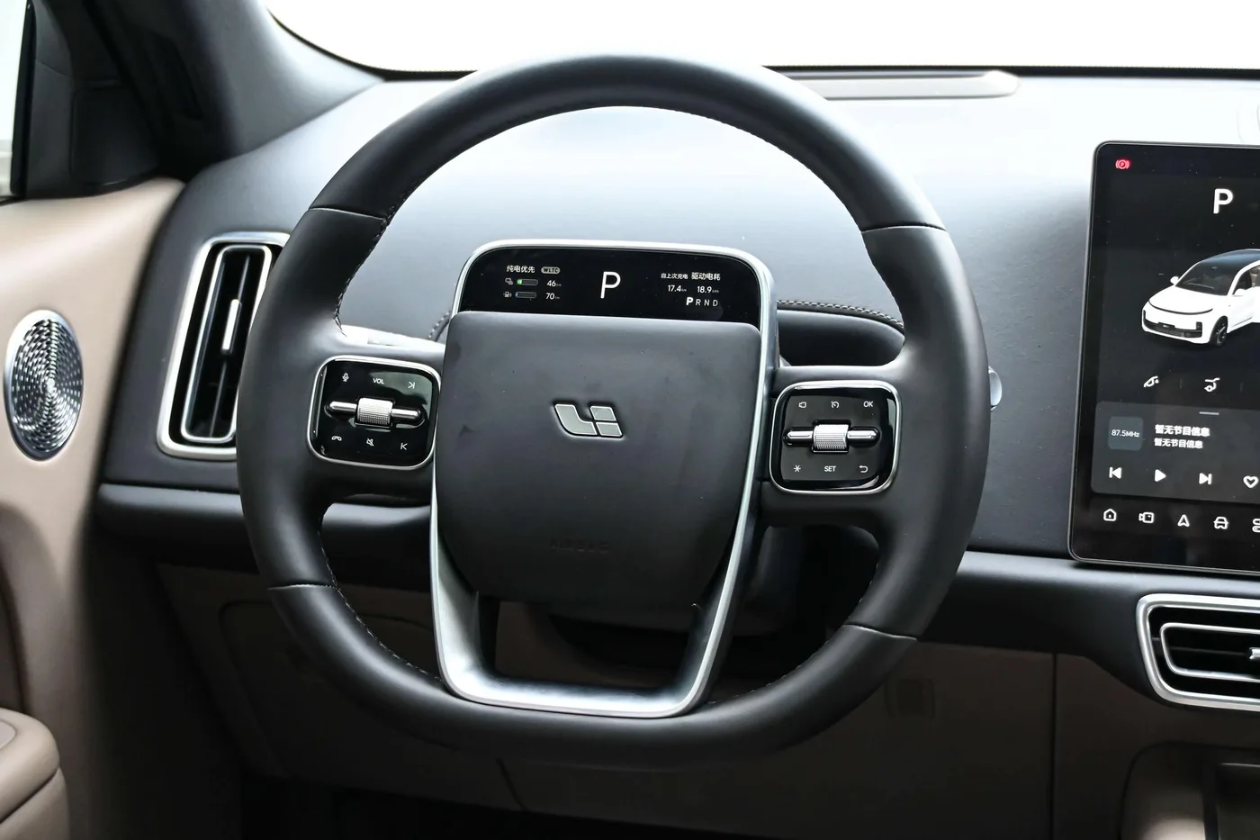 Li Auto Ideal L9, 2025 — фото 18