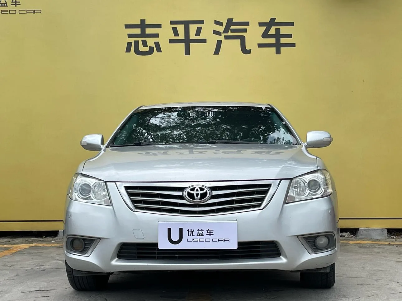 Toyota Camry, 2010 — фото 2
