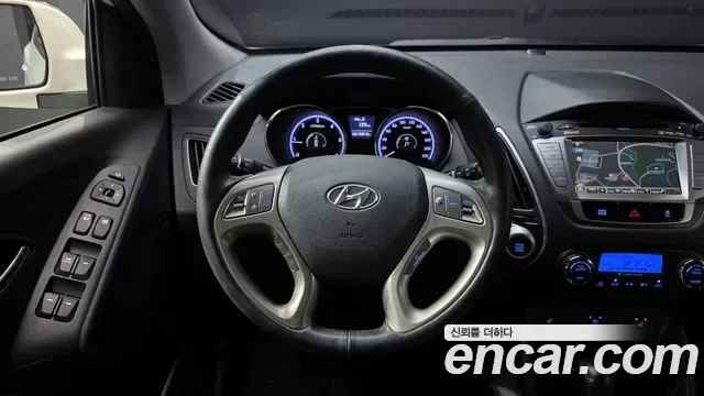 Hyundai Tucson ix, 2012 — фото 13