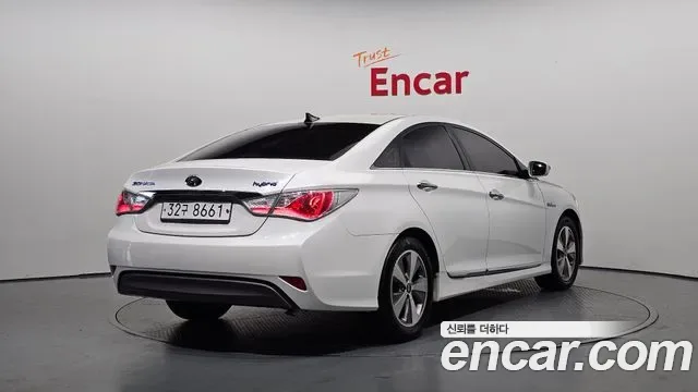 Hyundai Sonata Hybrid, 2013 — фото 2