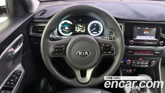 Kia Niro, 2016 — фото 13