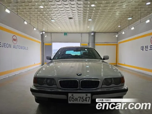BMW 7-Series