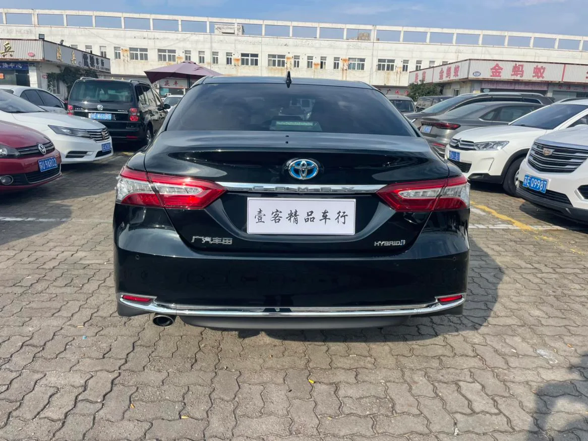 Toyota Camry, 2023 — фото 10
