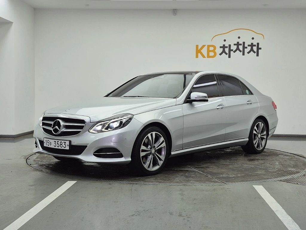Mercedes-Benz E-Class W212