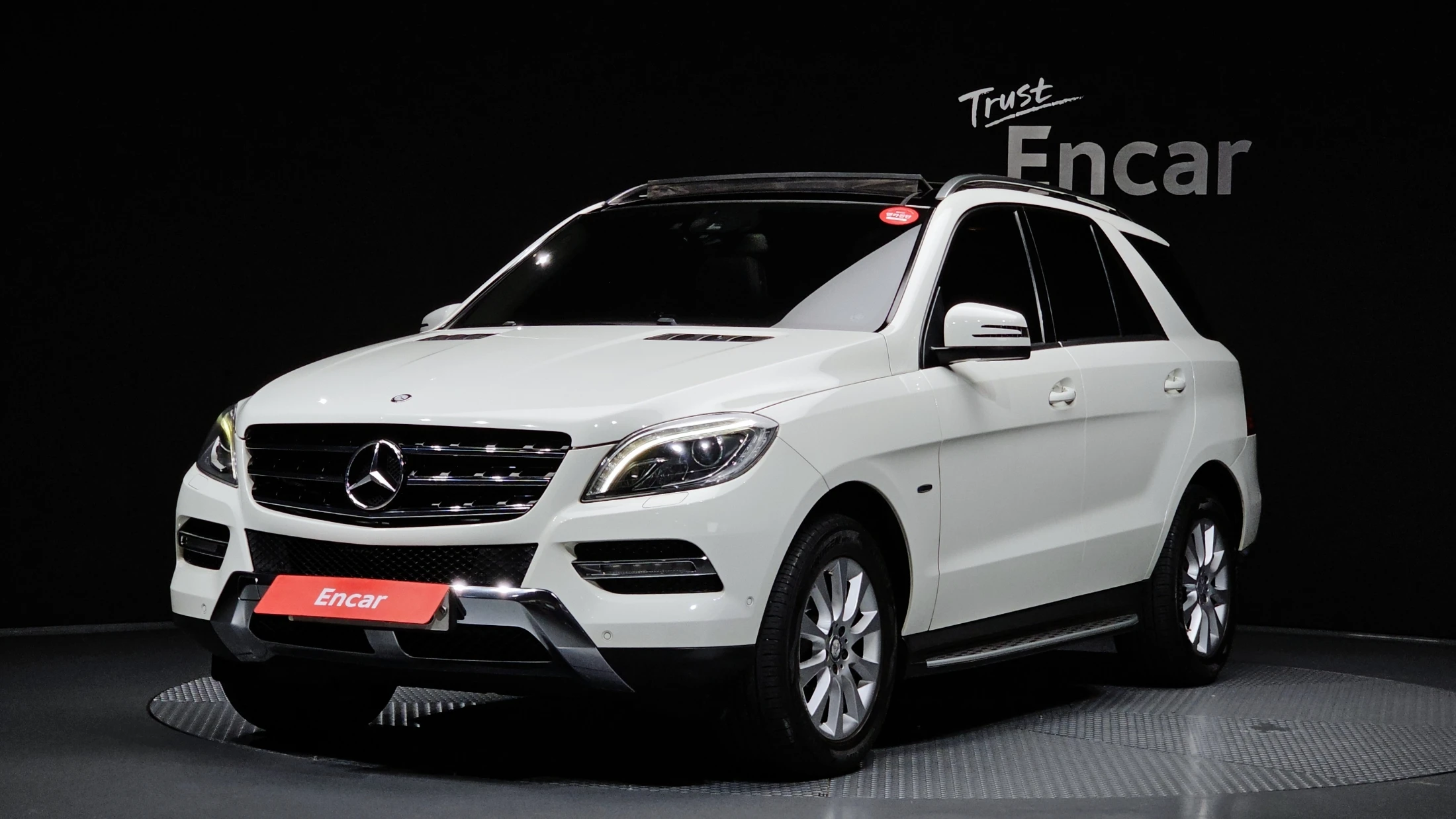 Mercedes-Benz M-Class W166