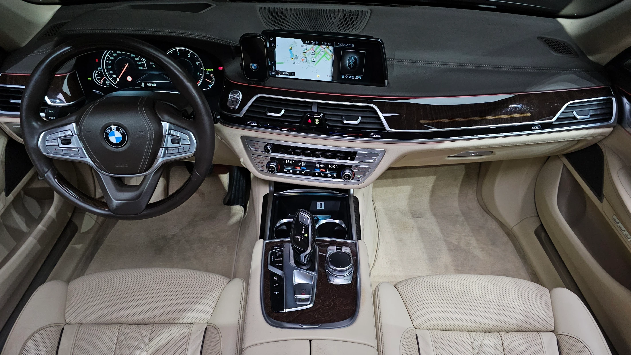 BMW 7-Series G11, 2015 — фото 7