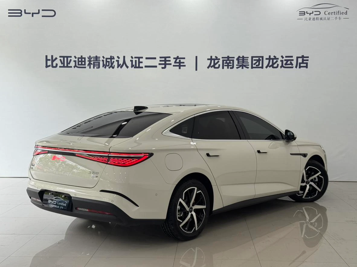 BYD Seal 07DM, 2026 — фото 13