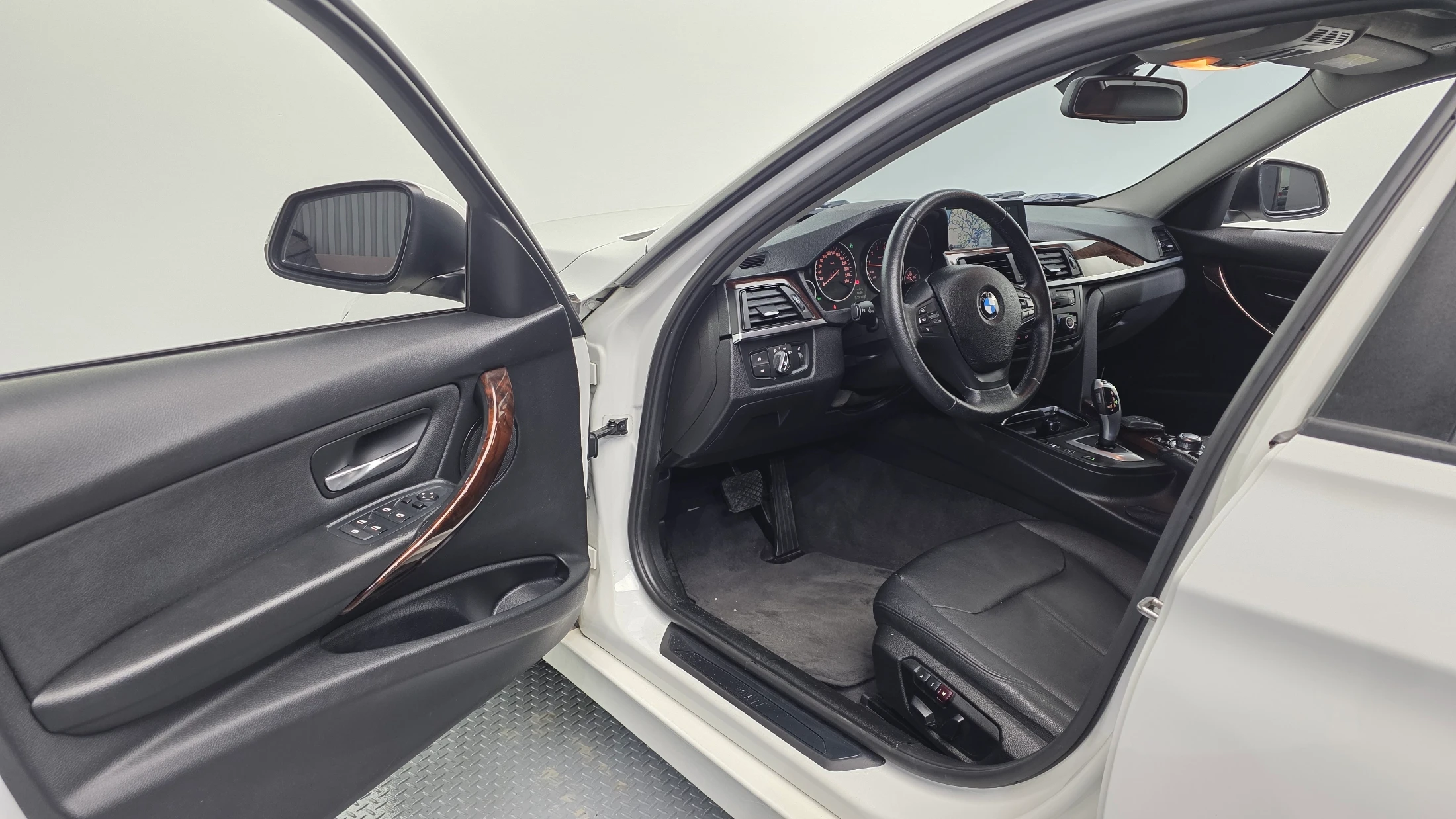 BMW 3-Series F30, 2013 — фото 10