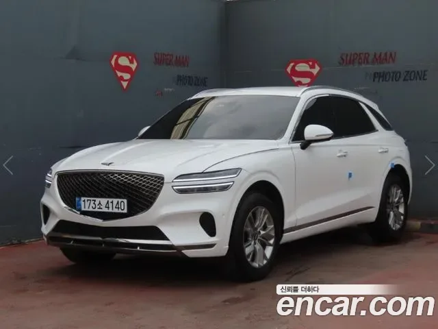 Genesis Gv70