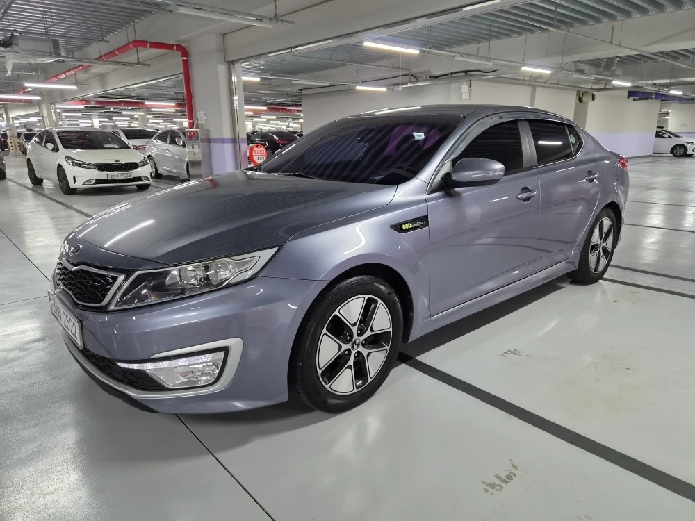 Kia K5 Hybrid