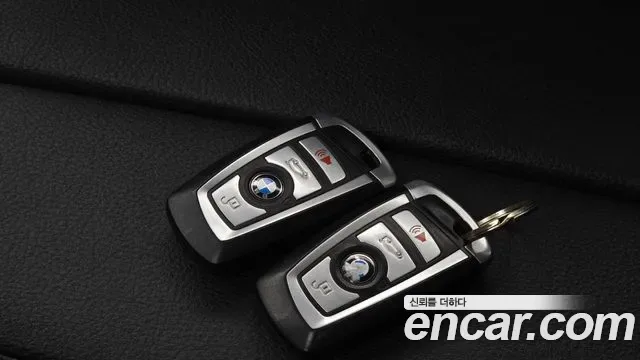 BMW 6-Series F12, 2013 — фото 19