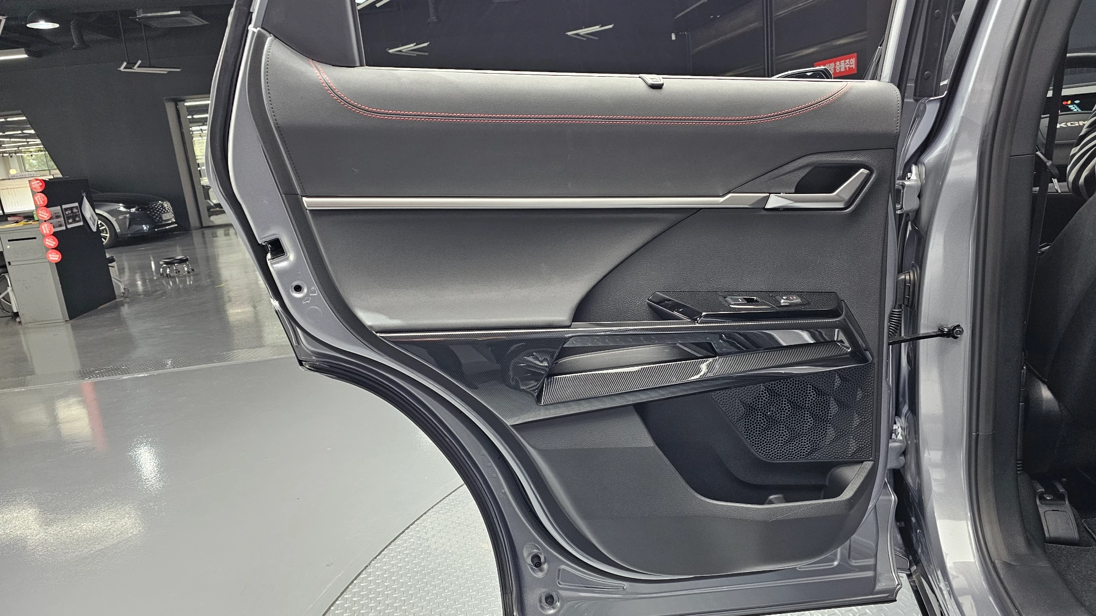 KG_Mobility_Ssangyong Actyon Activian, 2025 — фото 26