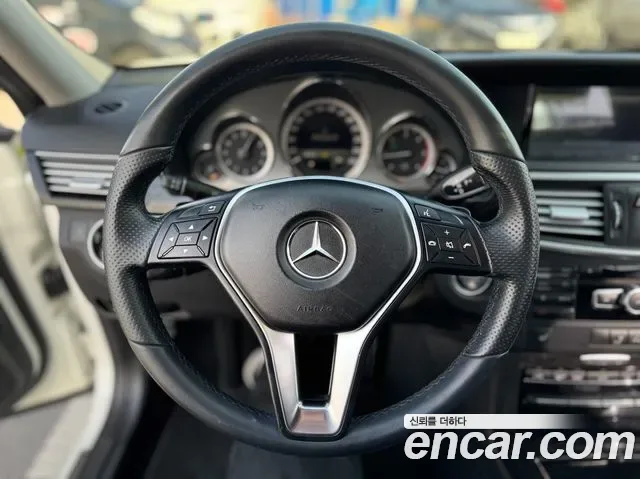 Mercedes-Benz E-Class W212, 2013 — фото 14
