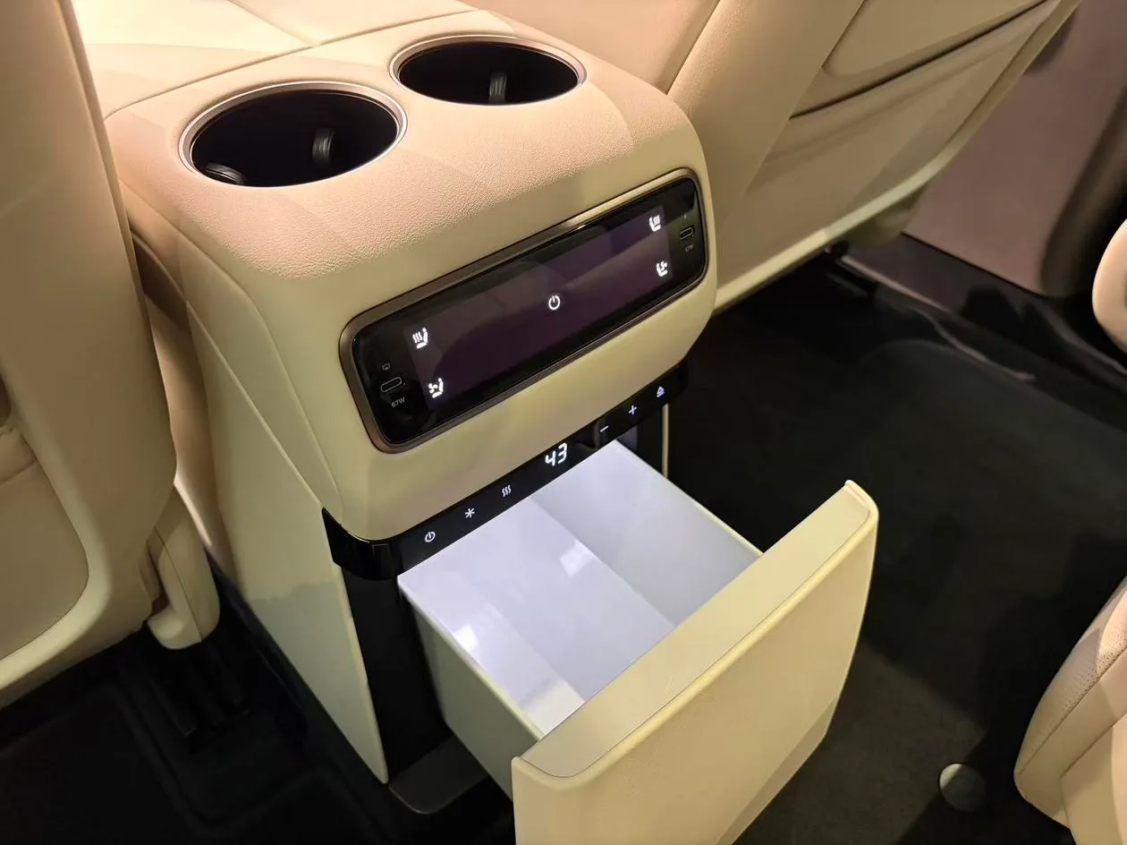 Li Auto ideal i8, 2025 — фото 16