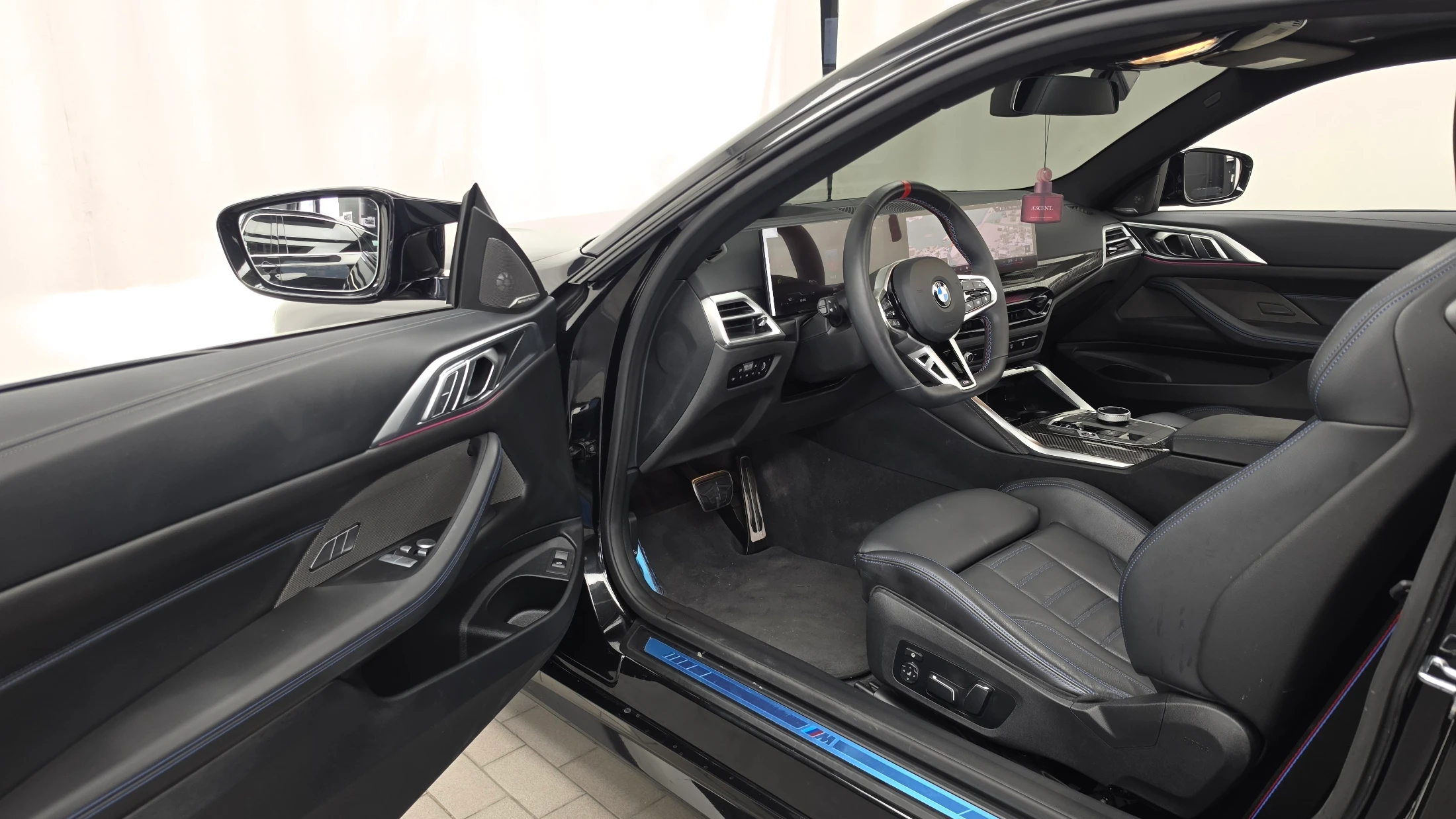 BMW 4-Series G22, 2025 — фото 10