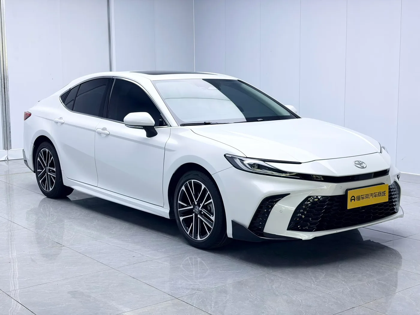 Toyota Camry, 2026 — фото 3