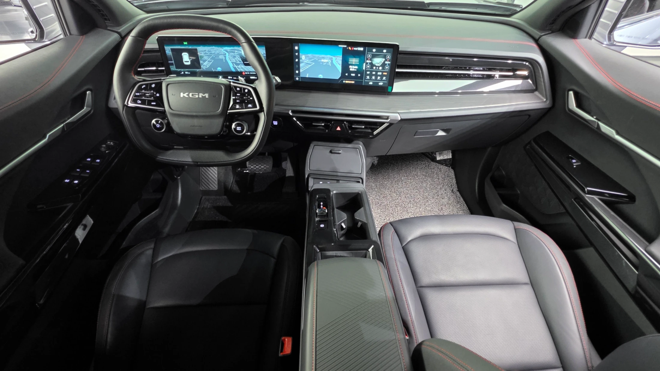 KG_Mobility_Ssangyong Actyon Activian, 2025 — фото 7