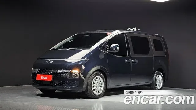 Hyundai Staria