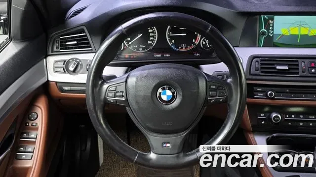 BMW 5-Series F10, 2012 — фото 15
