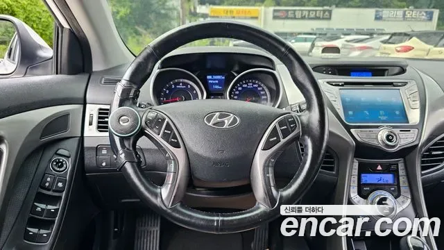 Hyundai Avante MD, 2013 — фото 13