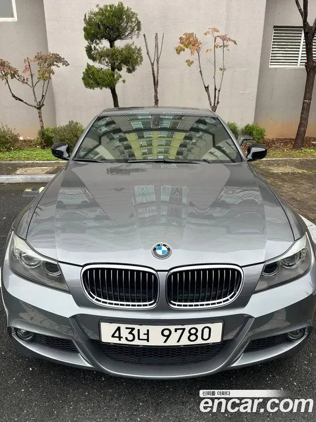 BMW 3-Series E90