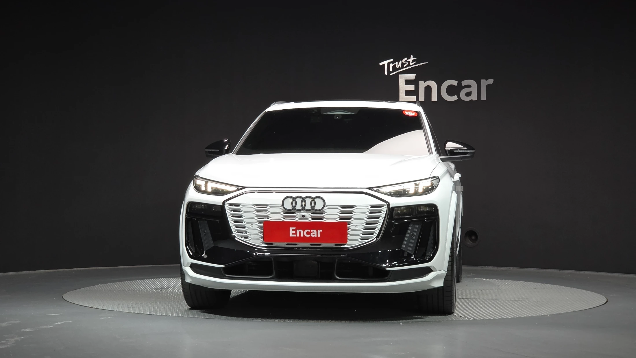 Audi Sq6 E-Tron GF, 2025 — фото 3