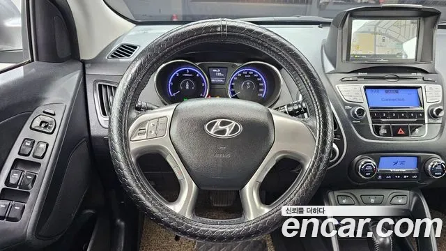 Hyundai Tucson ix, 2010 — фото 13