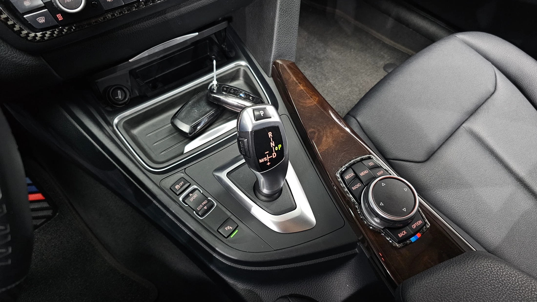 BMW Gran Turismo 3 Series GT (F34), 2015 — фото 9
