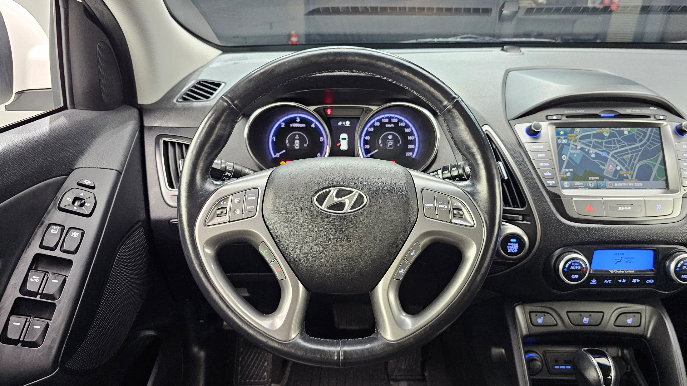 Hyundai Tucson ix, 2013 — фото 13