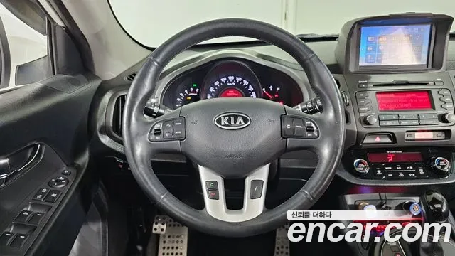 Kia Sportage, 2011 — фото 13