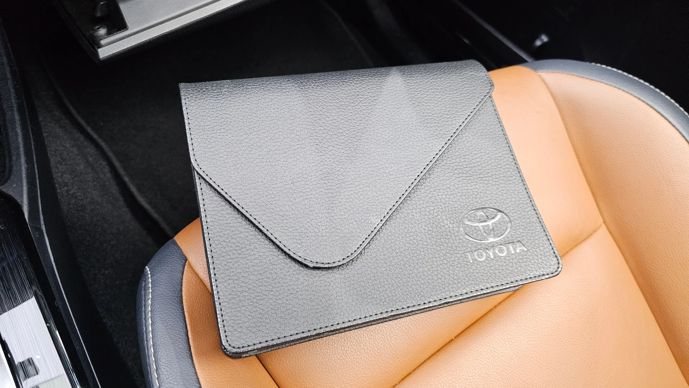Toyota Rav4, 2017 — фото 36