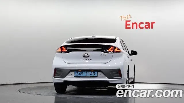 Hyundai Ioniq Ionic Electric, 2020 — фото 3
