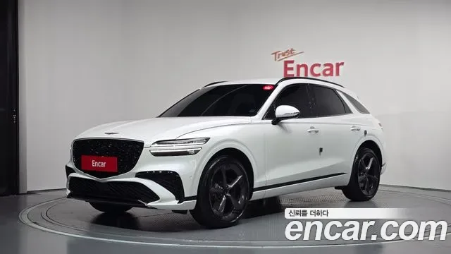 Genesis Gv70