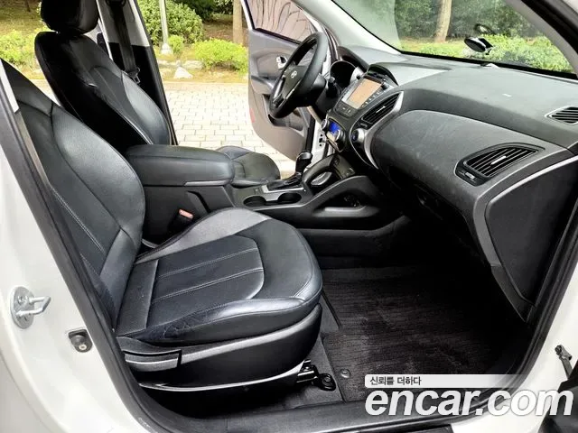 Hyundai Tucson ix, 2013 — фото 12