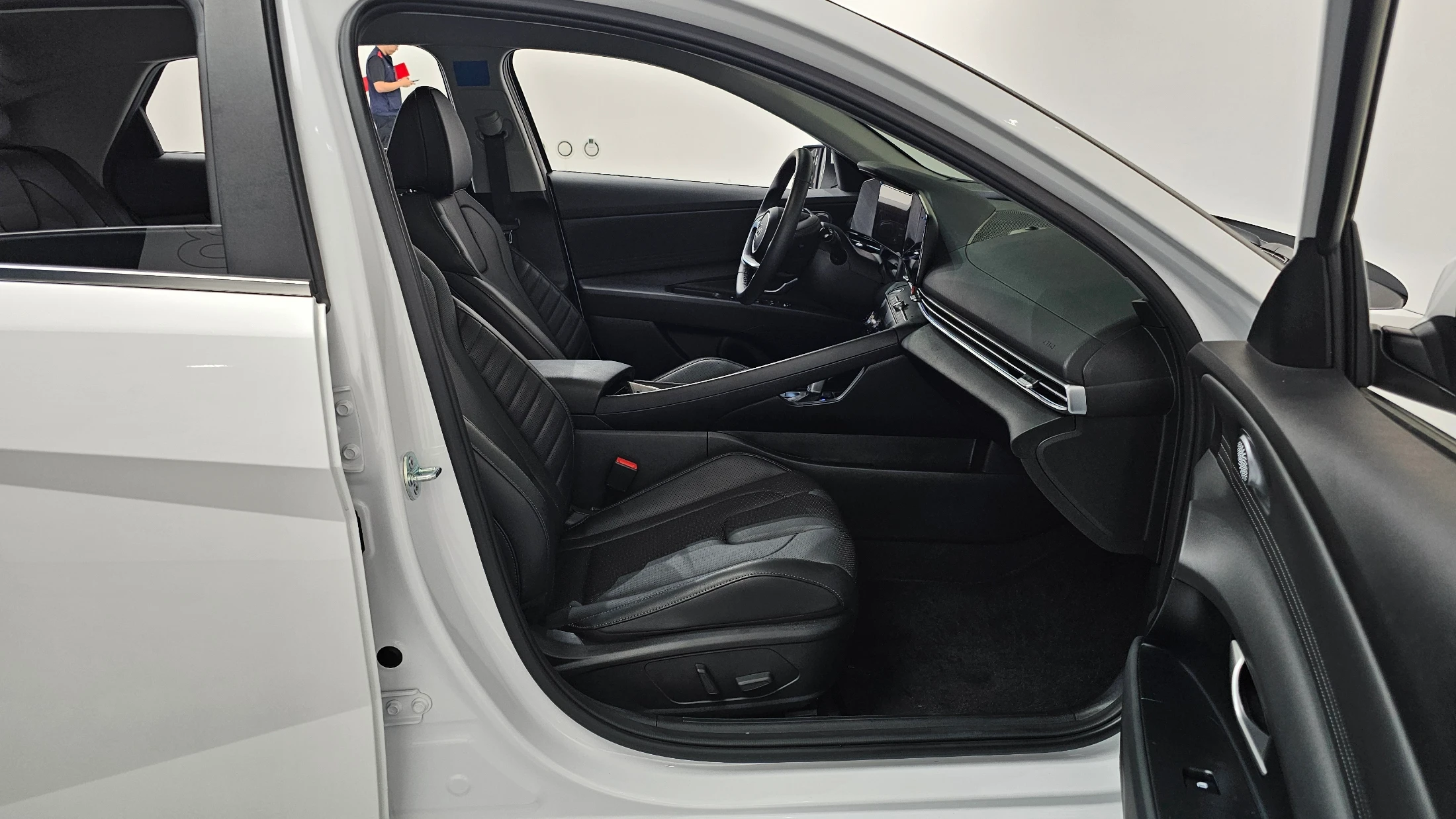 Hyundai Avante CN7, 2024 — фото 26