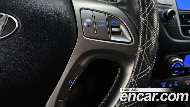 Hyundai Tucson ix, 2011 — фото 15