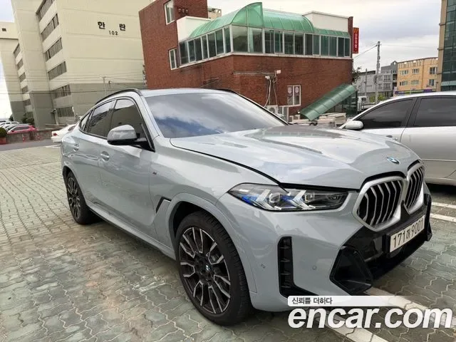 BMW X6 G06