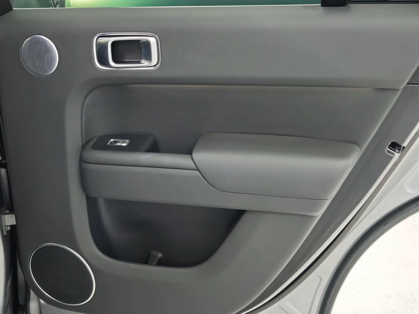 Li Auto Ideal L7, 2025 — фото 14